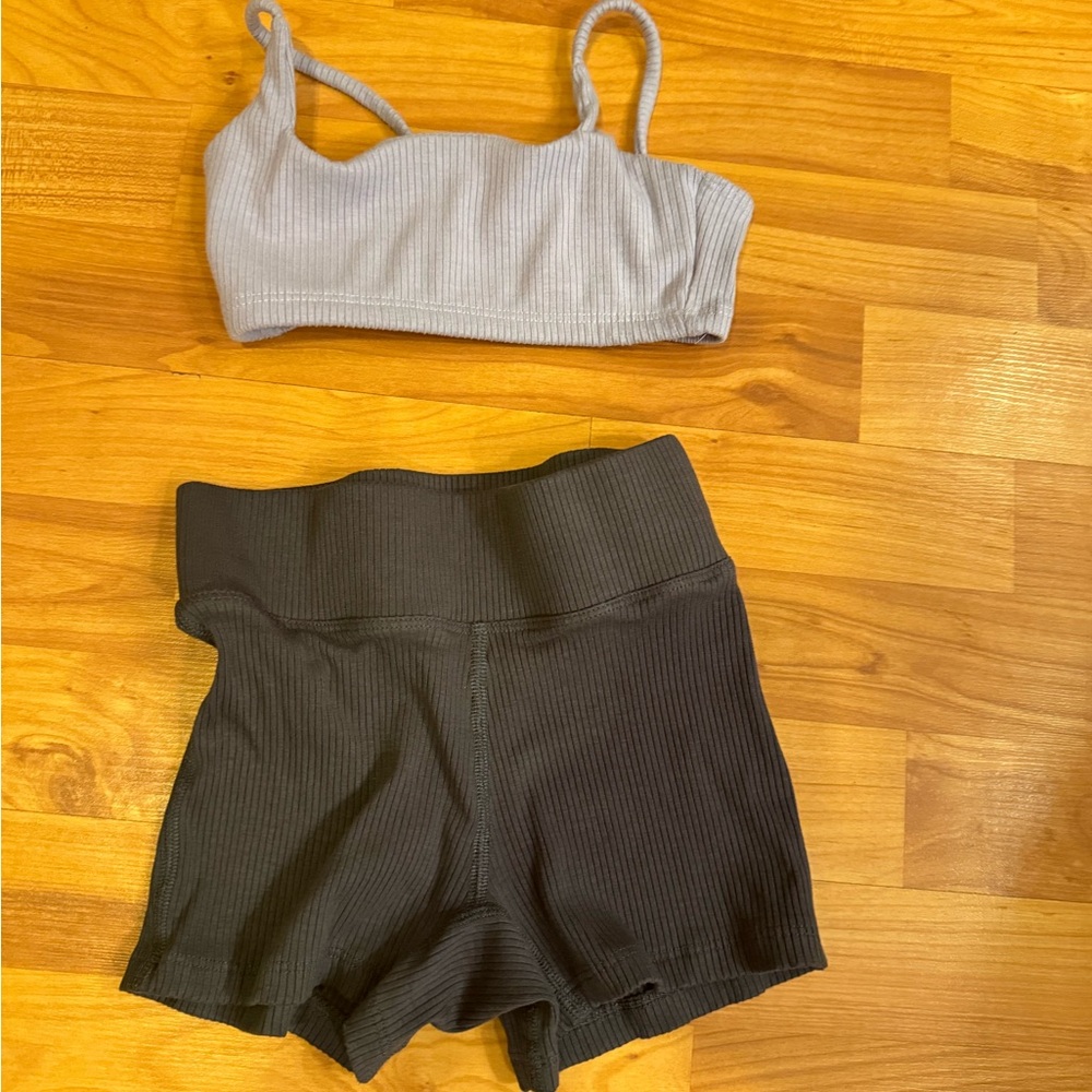Lavander top, dark grey Two-Piece Set